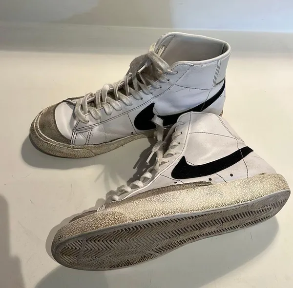 Nike Blazers - Image 2
