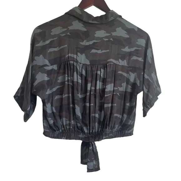American Eagle Womens Camo Cropped Tie‎ Front Shirt S Green Brown Y2K Streetwear - Image 2