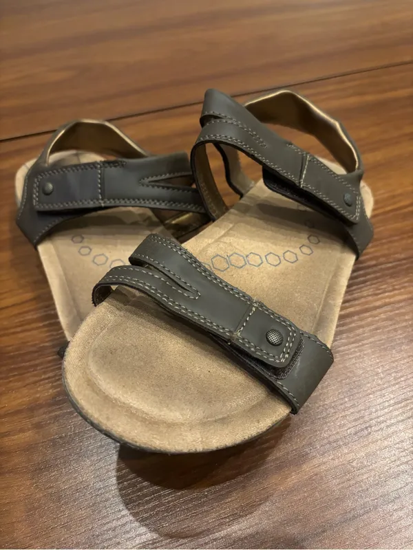 Khombu Brown Comfort Sandals Straps Size 7 Walking - Image 6