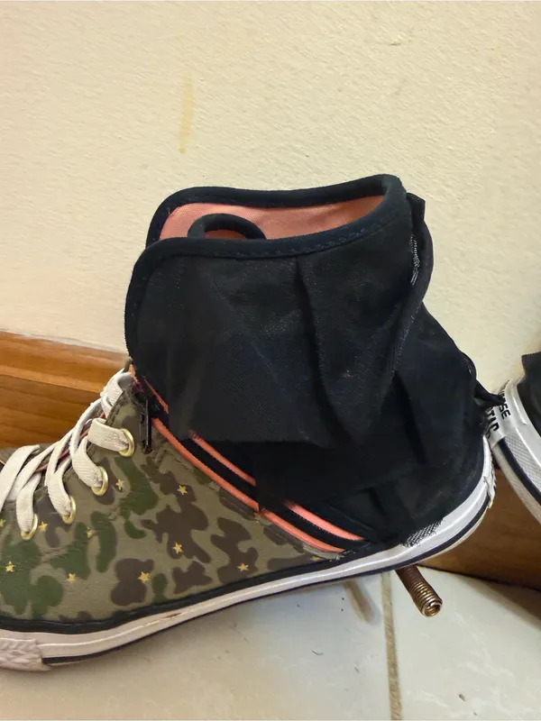 Converse | Block Party Camo Chuck Taylors size 5 - Image 11