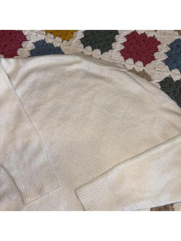 American Eagle Cream Knit Womans Medium Crew Neck Sweater Cozy Casual AE Apparel - Image 4