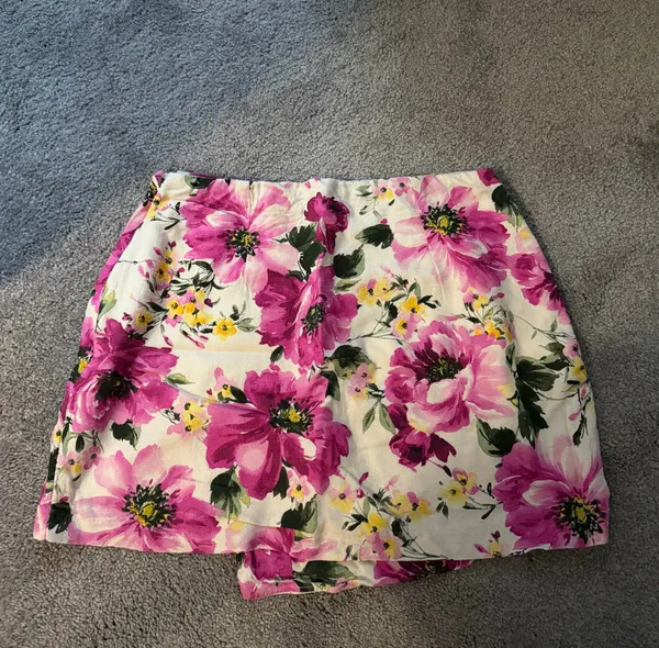 Abercrombie Floral Linen Skort - Image 2