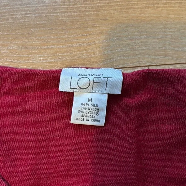 Ann Taylor Loft Red Silk Sleeveless Top Size Medium‎ - Image 2