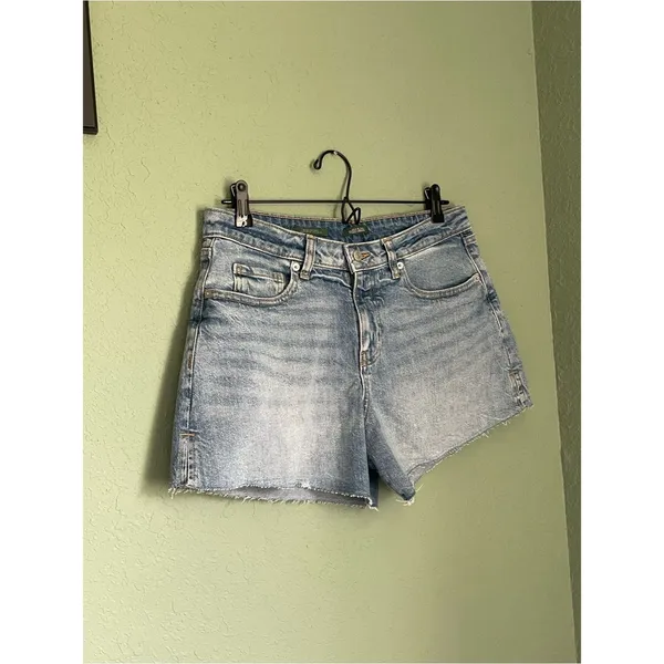 Wild Fable Mid Rise Midi Short Jean Denim Raw Hem Cut Frayed Size 8 R Blue - Image 2