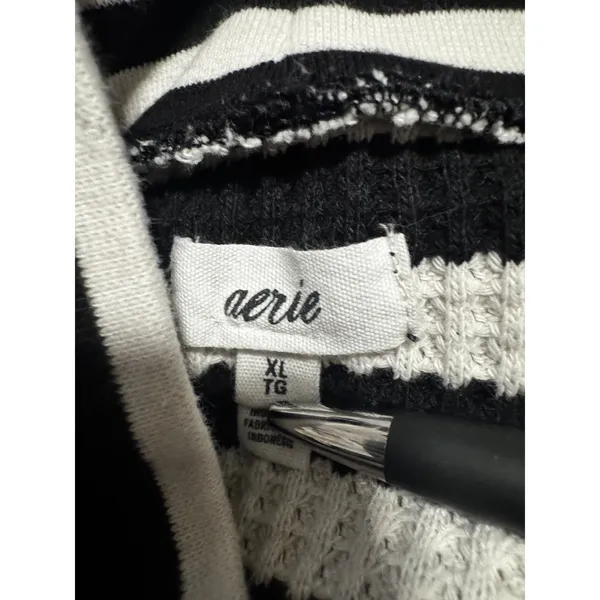 Aerie Black White Stripe Textured Waffle Knit Long Sleeve Mock Neck XL - Image 5