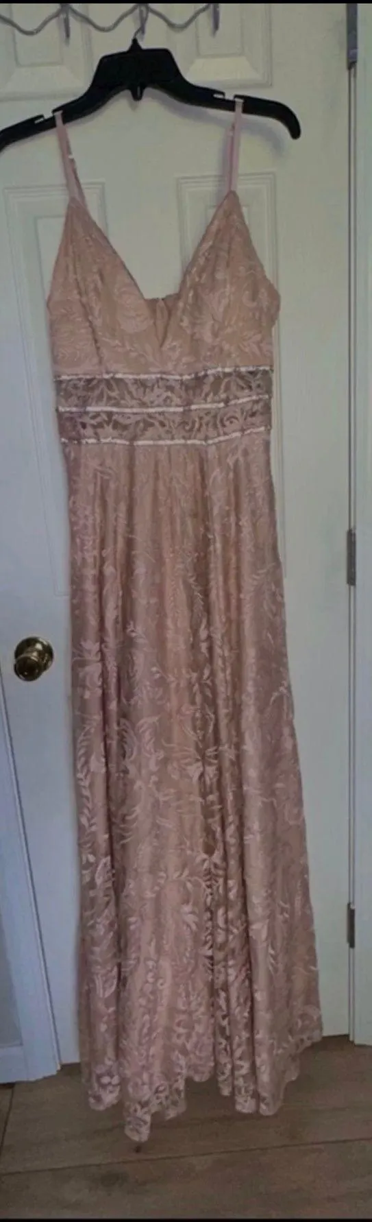 Xtraordinary Prom dress - Image 2