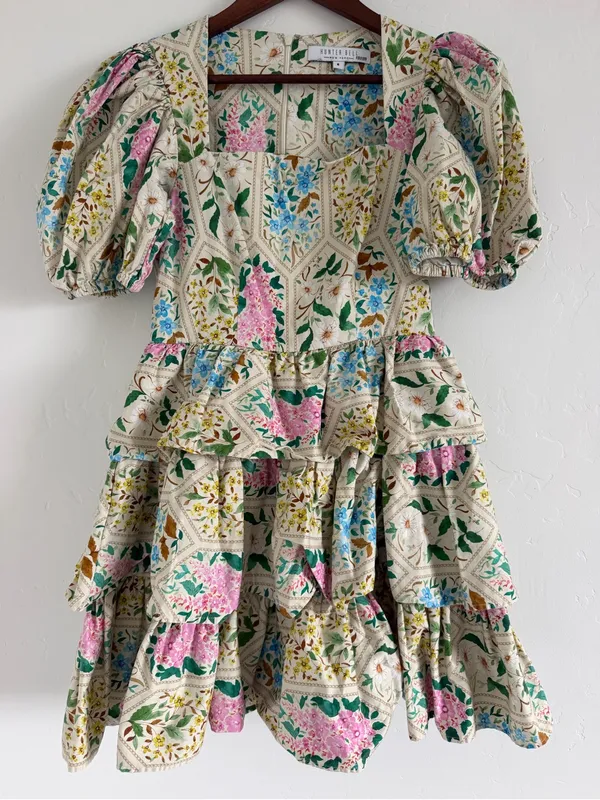 Hunter Bell Porter Dress Size 6 Floral Tile Puff Sleeve Tiered Mini Dress - Image 2