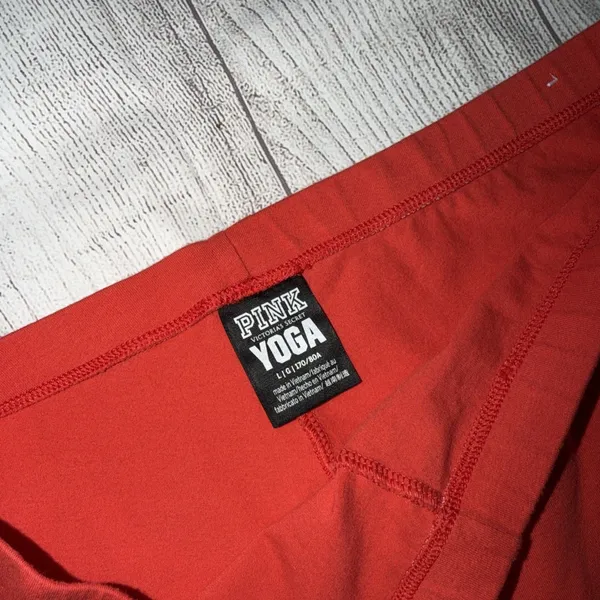 Victoria's Secret PINK Yoga Shorts Red Coral Size Small - Image 3
