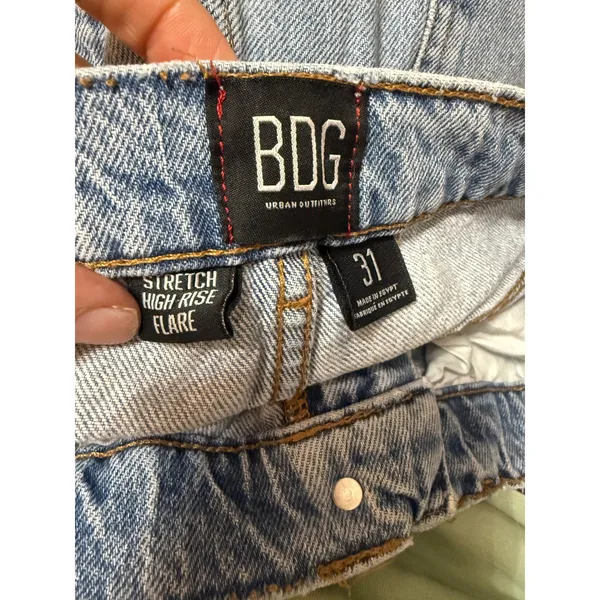 BDG Urban Outfitters High Rise Flare Jeans Size 31 Distressed Light Wash - Image 4