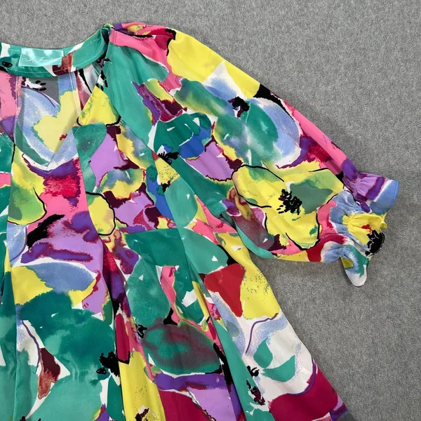 J Jordan Emerald Floral Pleated Blouse Women's Small Tunic Balloon Sleeve V-Neck - Image 4