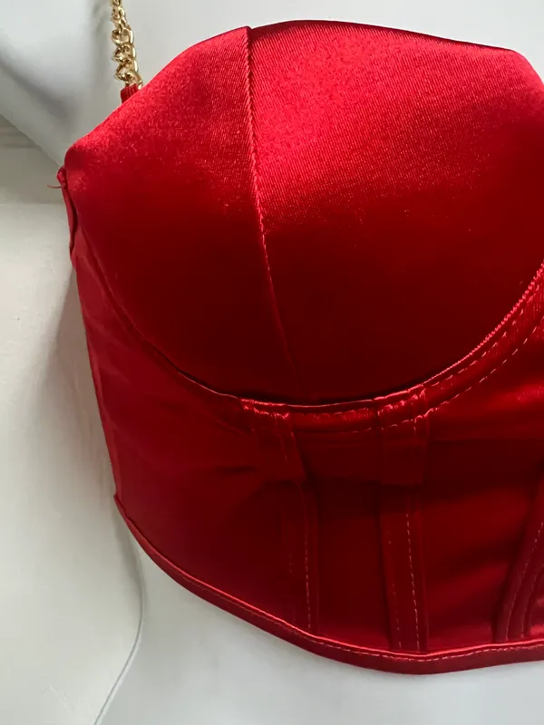 UNBRANDED Red Chain Strap Cropped Top - Image 5