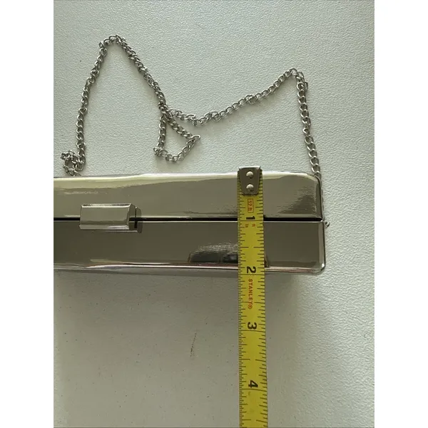 AKIRA Lead The Way Shiny Silver Metal Box Clutch Bag with Chain Strap - Image 6