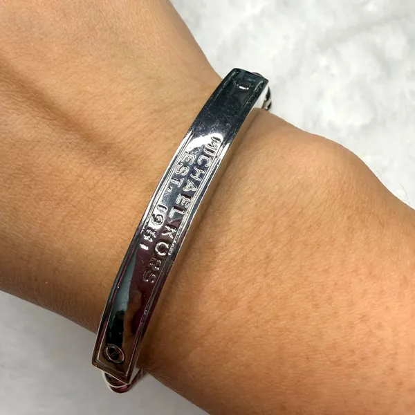 Michael Kors Silver Black Beaded Tag Bracelet - Image 3