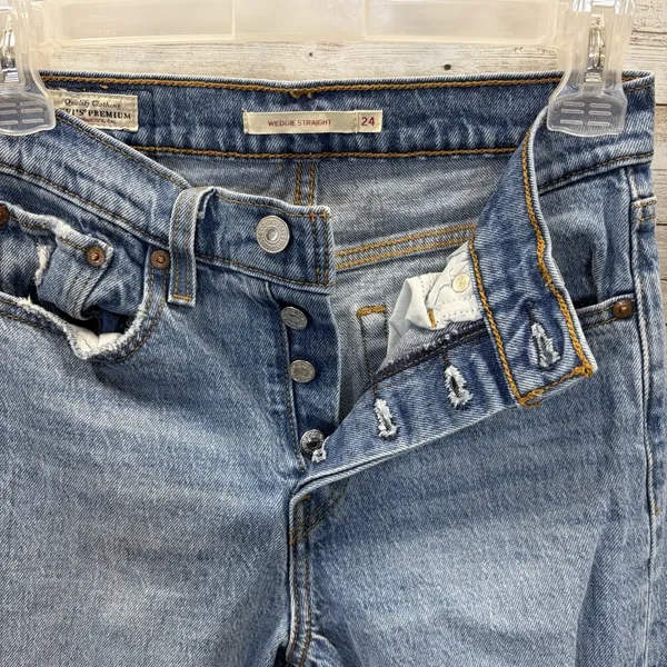 Levi's Premium Womens 24 Jeans Wedgie Straight‎ Button Fly Light Wash Distressed - Image 2