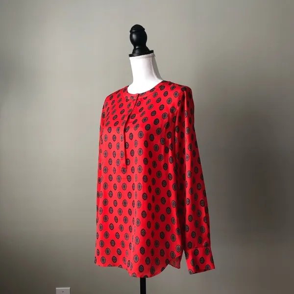 J. CREW FACTORY | Red Emblem Patterned Blouse Sz S - Image 4