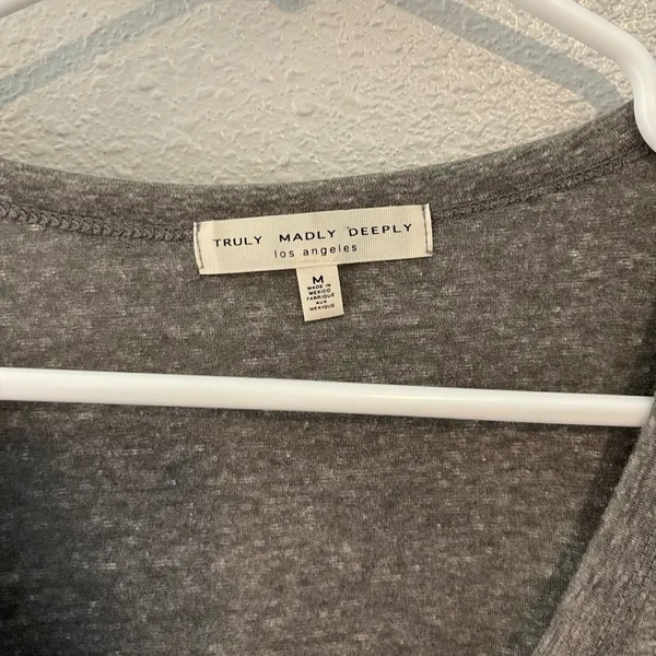 UO tee - Image 3