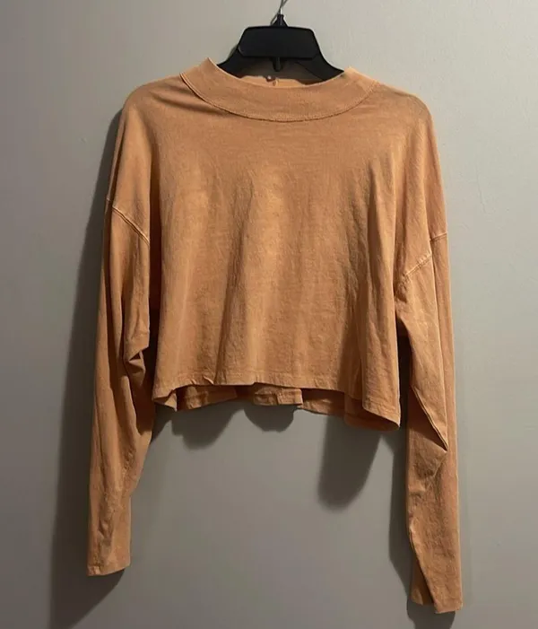 Free People We The Free fun times turtle cropped, long sleeve basic top - Image 2