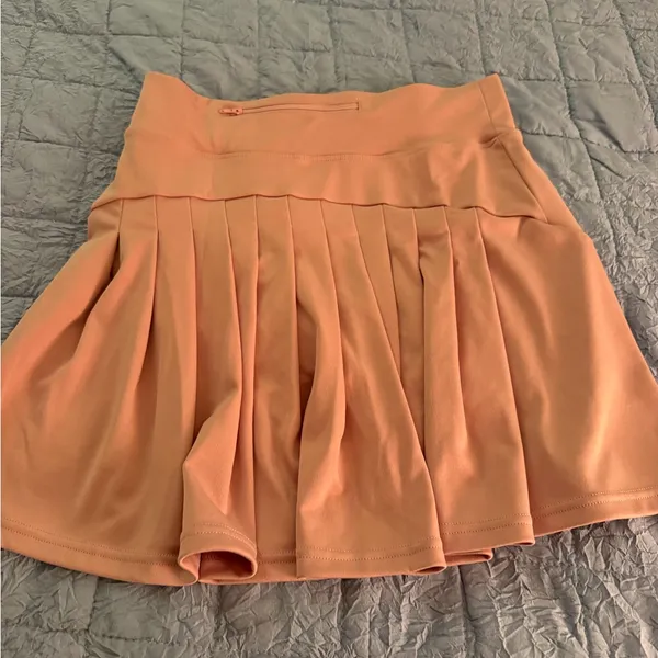 Iuga Pink golf/tennis/pickleball skirt Women’s Medium - Image 4
