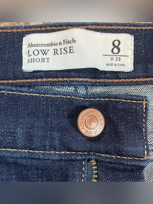 Abercrombie & Fitch Low Rise Short dark wash denim - Image 4