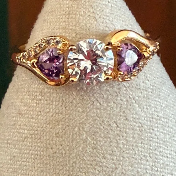 Gold Tone Cubic Zirconia Ring Heart Purple Stones - Image 9