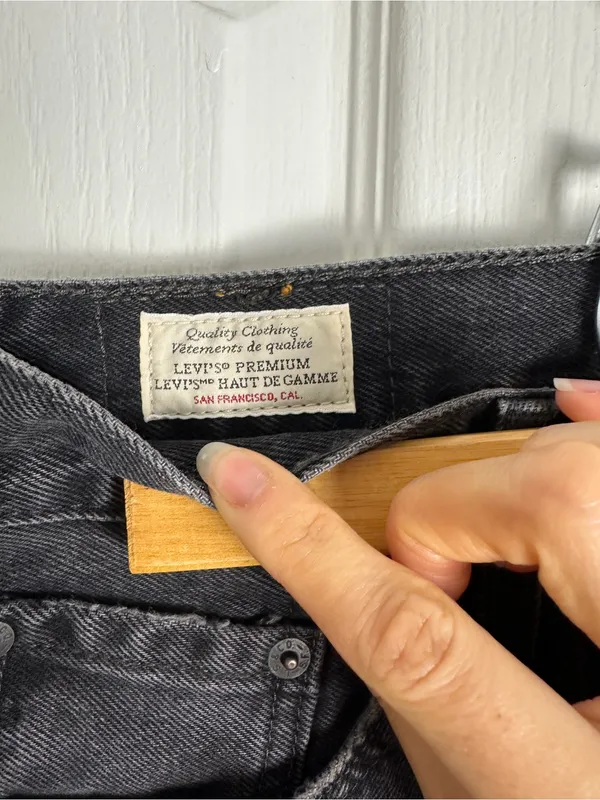 2026 Aritzia Levi’s Middy Straight Mid Rise Mom relax jeans 28 Charcoal Blac - Image 9