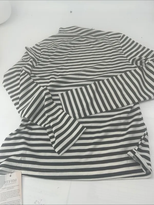 Women’s Striped Long-Sleeve Tee - Black & White - Image 16