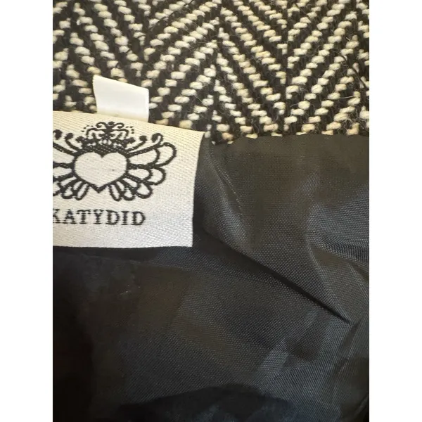 Katydid Herringbone Black White Zip up Vest coat shirt Size large EUC - Image 3