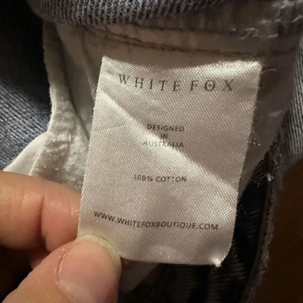 White fox acid wash jeans size medium - Image 6