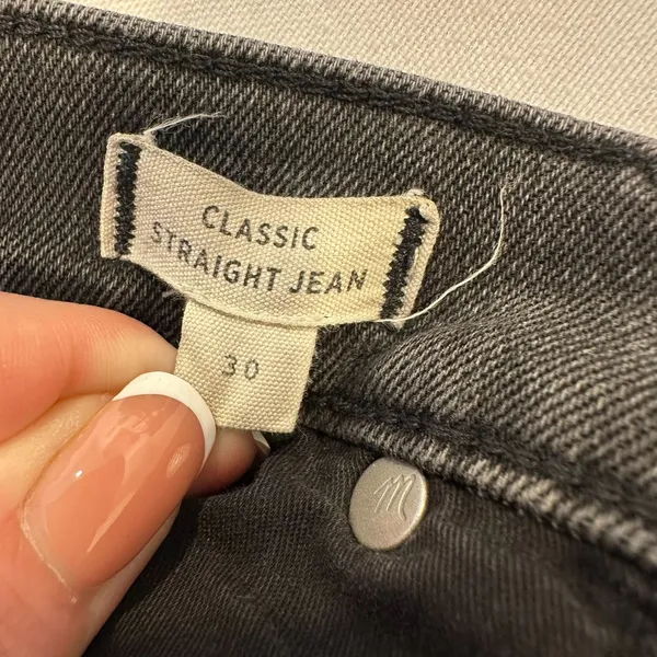 Madewell Women's Size-30 Black Wash Classic‎ Straight Leg Jeans - Image 3