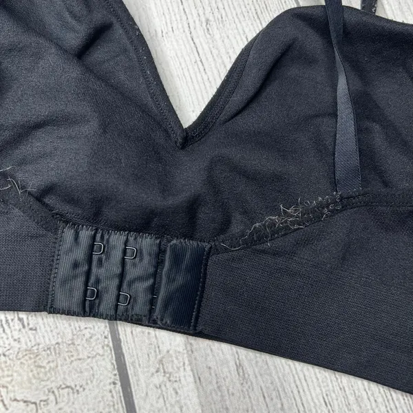 DKNY Black Wireless Seeamless Bralette No Padding Size Medium - Image 5