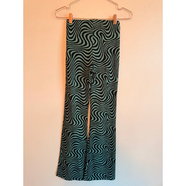Urban Outfitters‎ Flare Pants Women XS Green Black Swirl Psychedelic Retro Knit - Image 7
