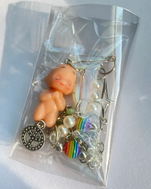 Handmade Kawaii retro y2k angel baby kewpie doll “LOVE&PEACE”🕊🌈✌️unisex necklace👼 - Image 5