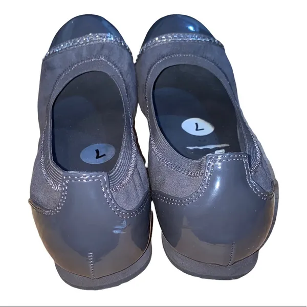 Seychelles Triangle Flats Size 7 Gray Cap Toe Ballet‎ Shoes Comfort Slip On - Image 4