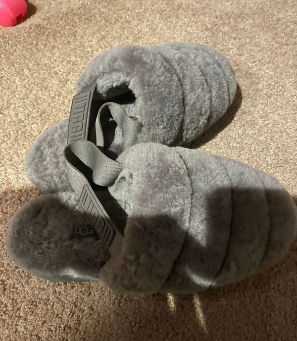 UGG Uggs - Image 2