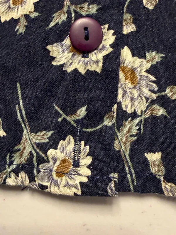 Vintage Express Floral A-Line Button Front Skirt Womens Medium Black Cottagecore - Image 12