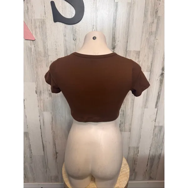 Brown Cropped Short Sleeve Tee Womens Size XS Crew Neck Basic T-Shirt Layering - Image 3