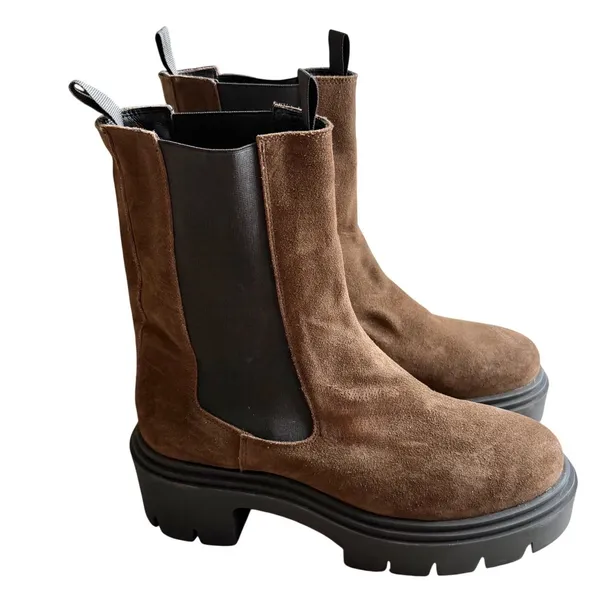 Steve Madden Wisteria Brown Suede Lug Sole Platform Chelsea Boots Size 6 NEW - Image 4