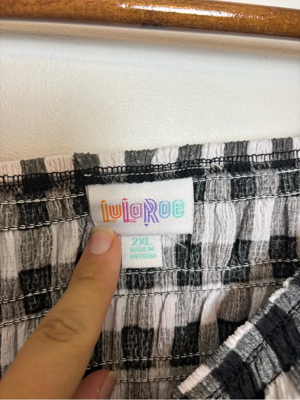 LuLaRoe Black and White Gingham Smocked Alina Nap Midi Dress - Image 6