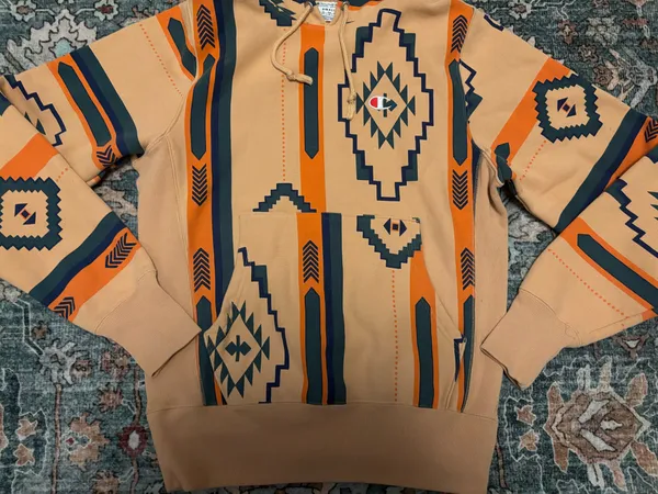 Champion Sweatshirt Hoodie - Image 2