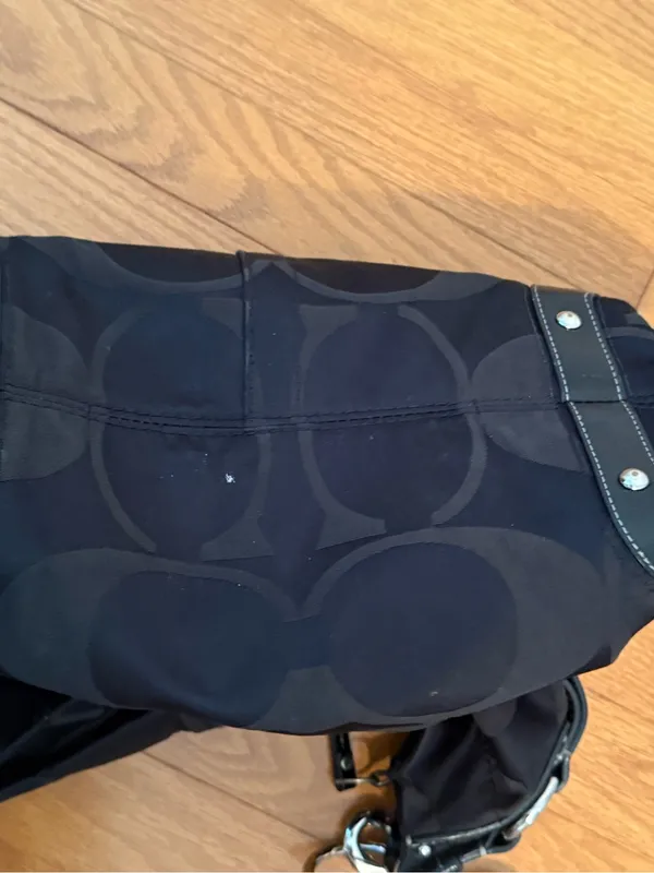 Y2K Coach Carly Bag in Black Signature Canvas - Image 7