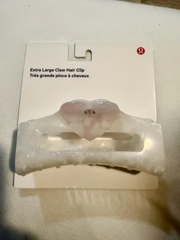 Lululemon Extra Large Claw Hair Clip *Heart Light Ivory/Pink Peony NWT - Image 3