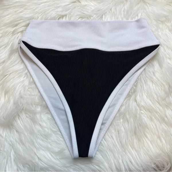 BEACH RIOT Emmy Colorblock Bikini Bottom. Size Medium. - Image 3