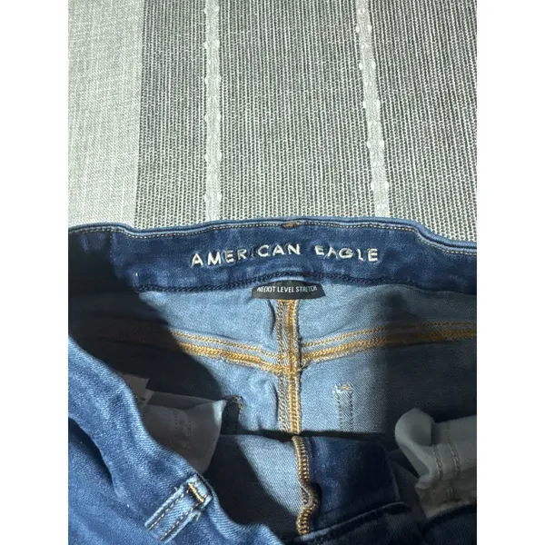 American Eagle Outfitters Women's Size 4 Short, High Waisted Skinny Jeans‎ - Image 3