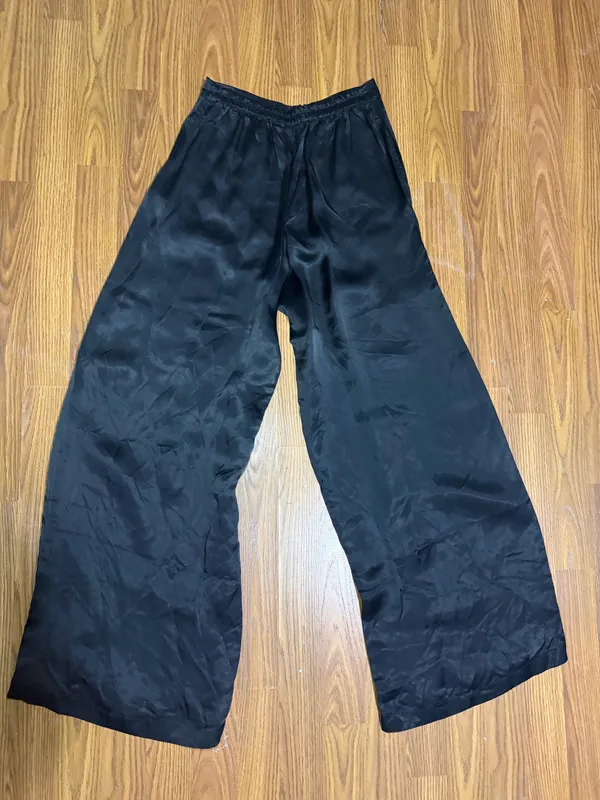 Athleta Cool Calm Black Satin Wide Leg Pants Size XS. - Image 3