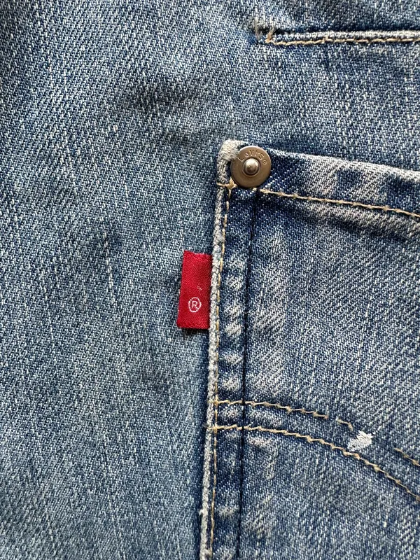Vintage Levi's bush high waist jean shorts Wmns W30 - Image 13