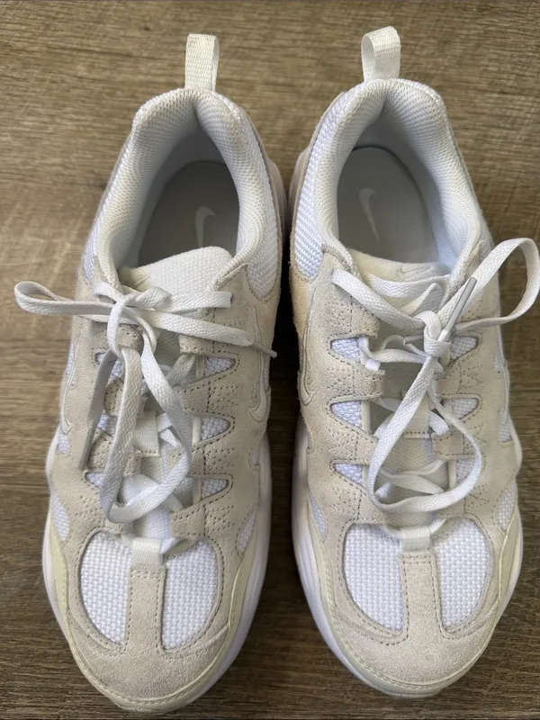 Women’s Nike Tech Hera Sneaker Size 9 - Image 2