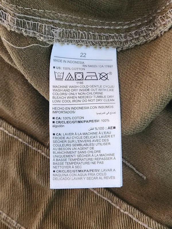 Old Navy Olive Green Utility Cargo Mini Skirt Size 22 - Image 8