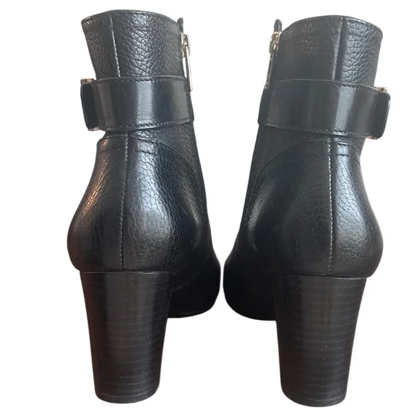 Tory Burch 32086 Black Pebbled Leather Booties 8.5 Gold Logo Block Heel - Image 5