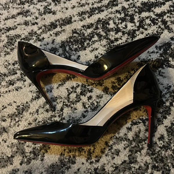 Christian Louboutin Iriza Dorsay Heel Black size 37 - Image 3