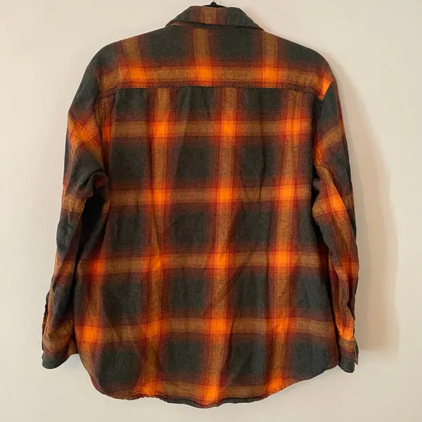 Old Navy Evermore Flannel The Boyfriend Shirt Orange Black Plaid Women's Medium - Image 5